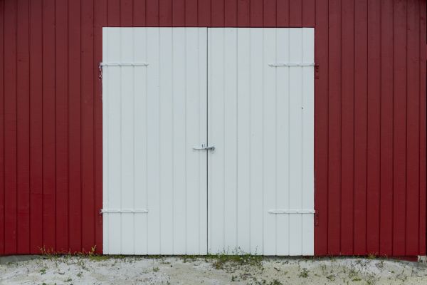 Pole Barn Siding Installation in Huntington Station